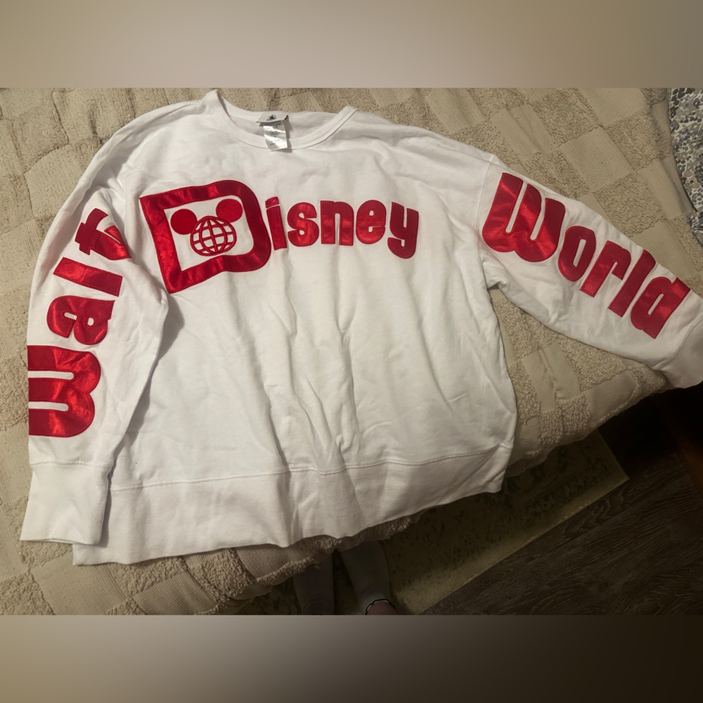 Disney White long sleeve T‑Shirt with Red Accent